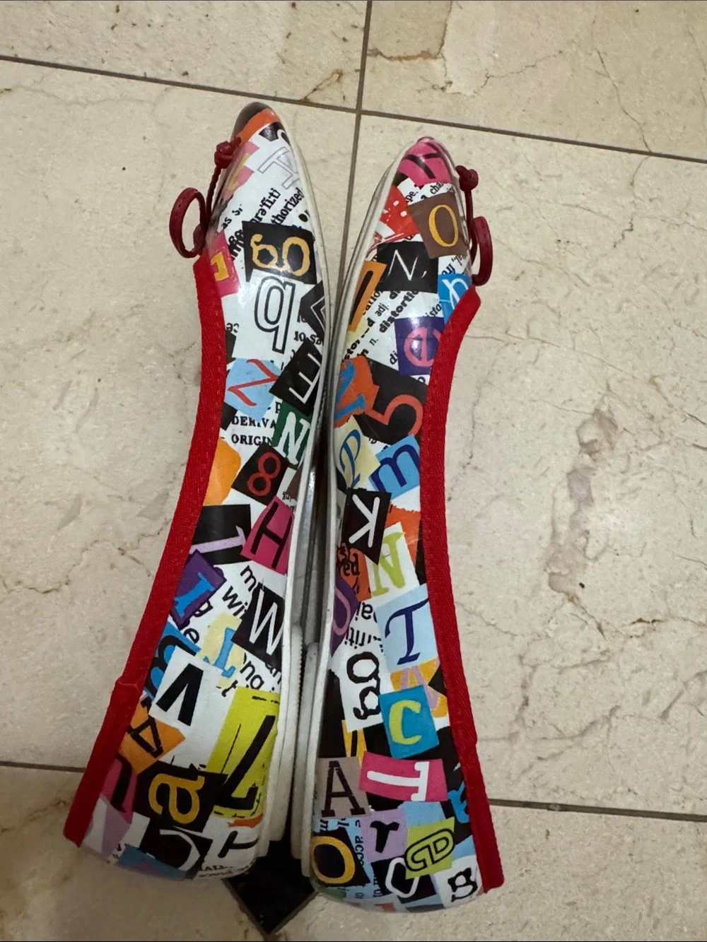 Red Multicolor Graphic Ballet Flats - Women